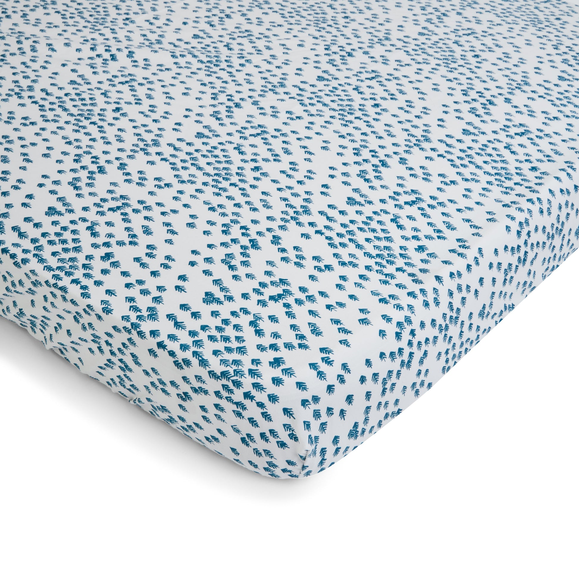 Avery Row Cotbed Fitted Sheet - Nordic Forest