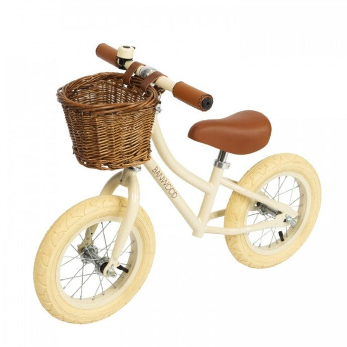 Banwood 'First Go!' Balance Bike & Basket - Cream
