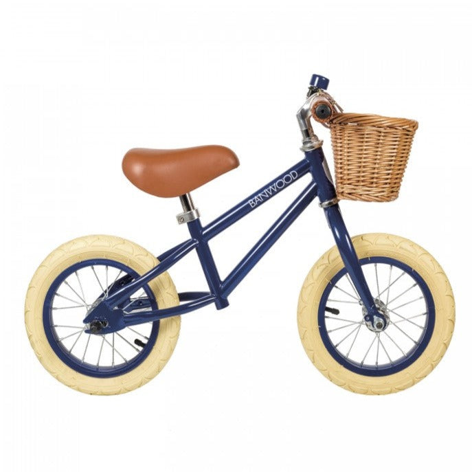 Banwood 'First Go!' Balance Bike & Basket - Navy