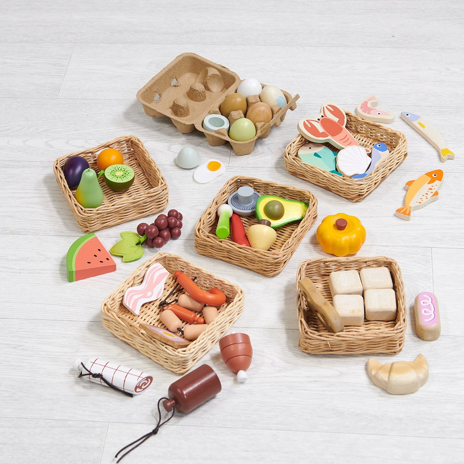Tender Leaf Toys Food Basket Bundle