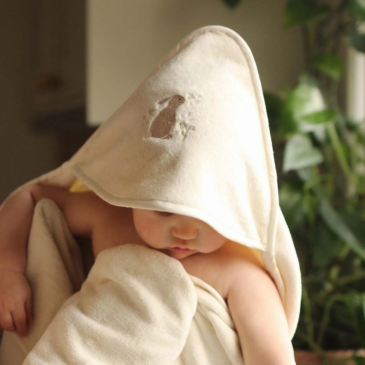 Avery Row Hooded Baby Towel - Bunny