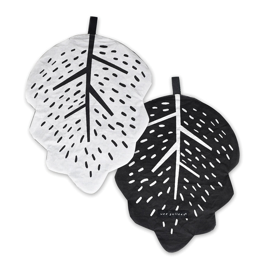 Wee Gallery Organic Crinkle Toy - Leaf | Wee Gallery