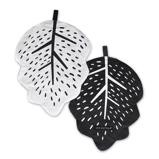 Wee Gallery Organic Crinkle Toy - Leaf | Wee Gallery