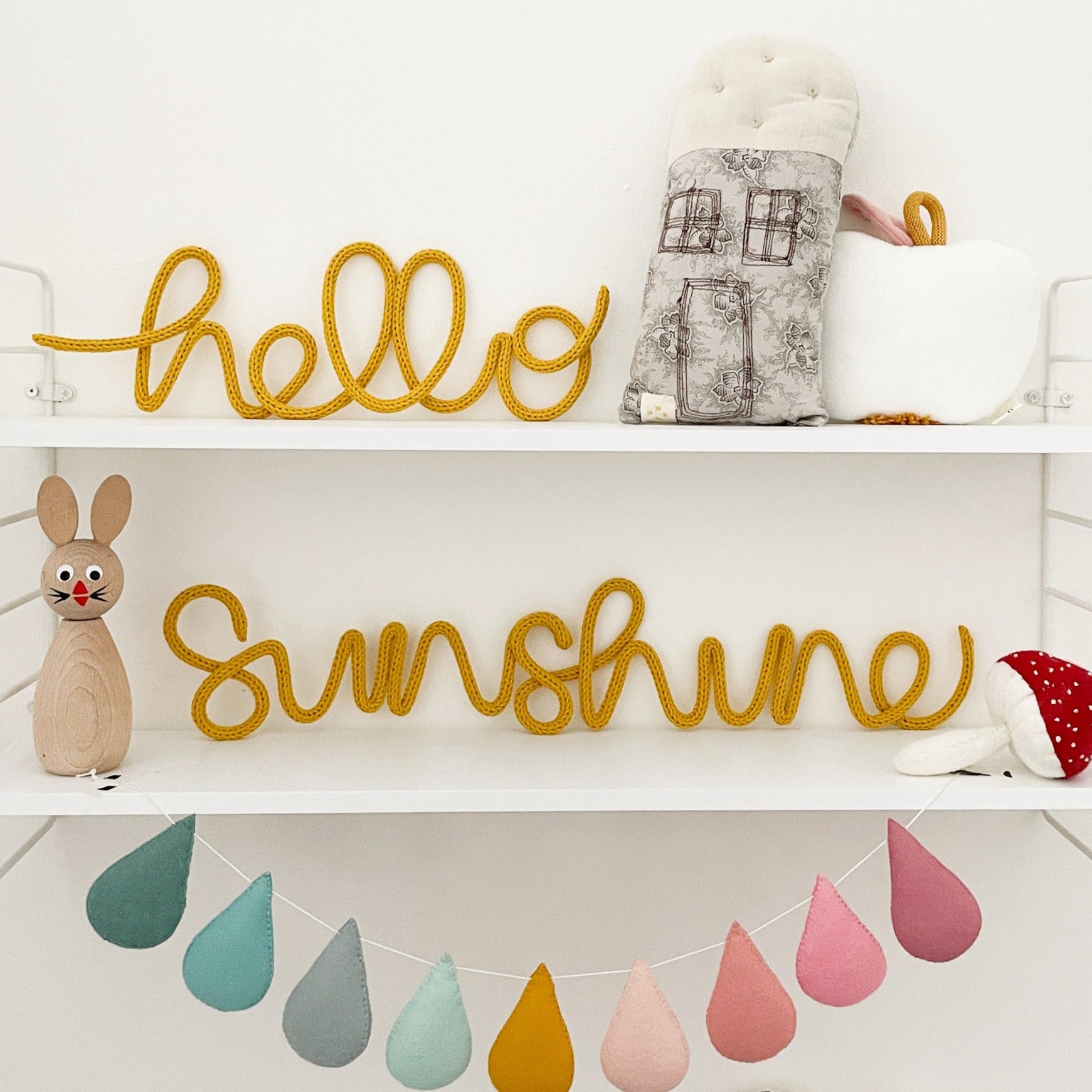 heykiddostudio 'Hello Sunshine' Word Wall Sign