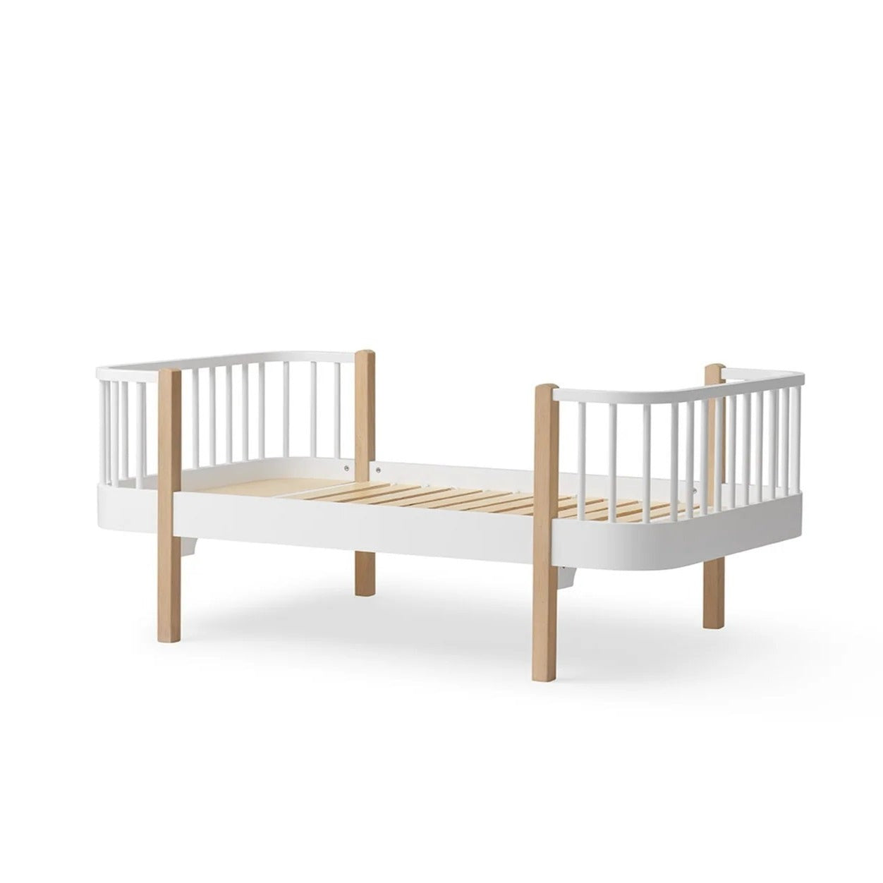 Oliver Furniture Wood Original Junior Bed - White/Oak