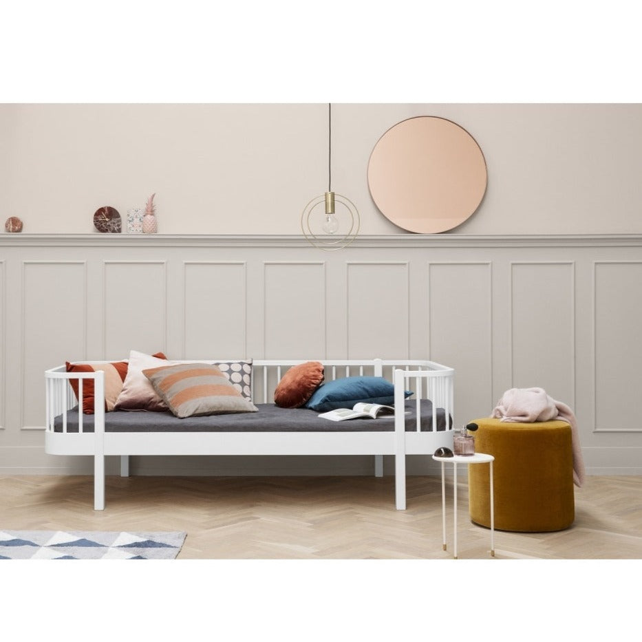 Oliver Furniture Wood Original Day Bed - White