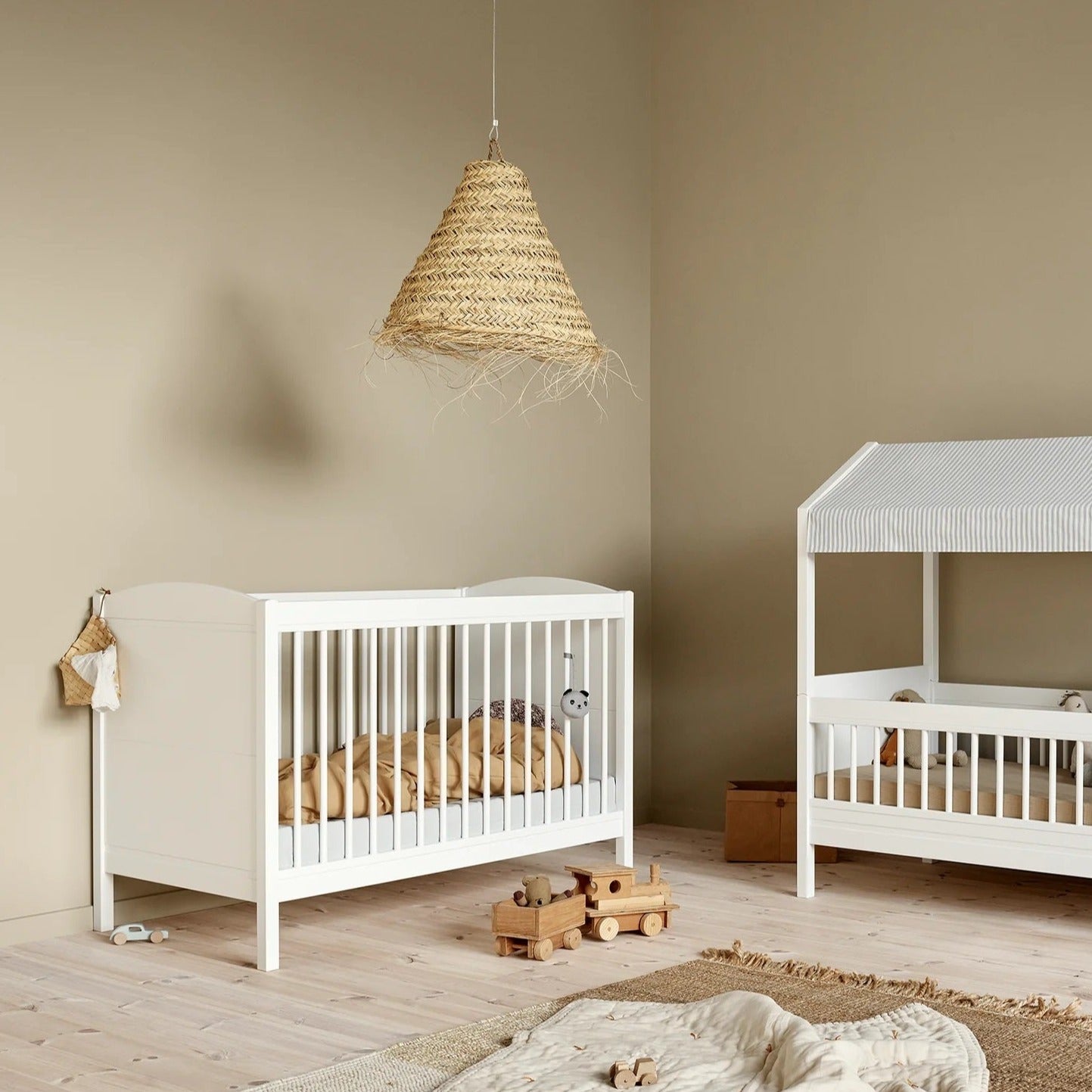 Oliver Furniture Seaside Lille+ Cot Bed Incl. Junior Kit
