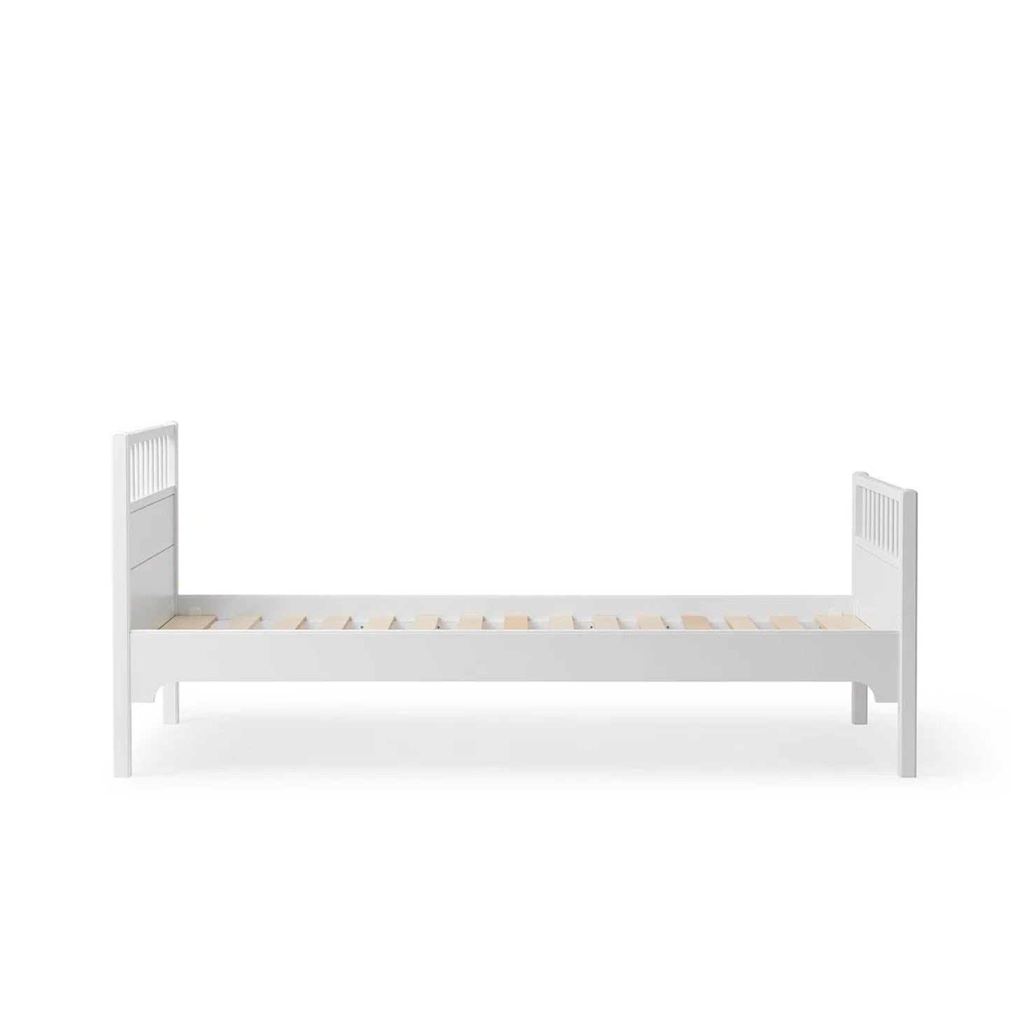 Oliver Furniture Seaside Classic Bed