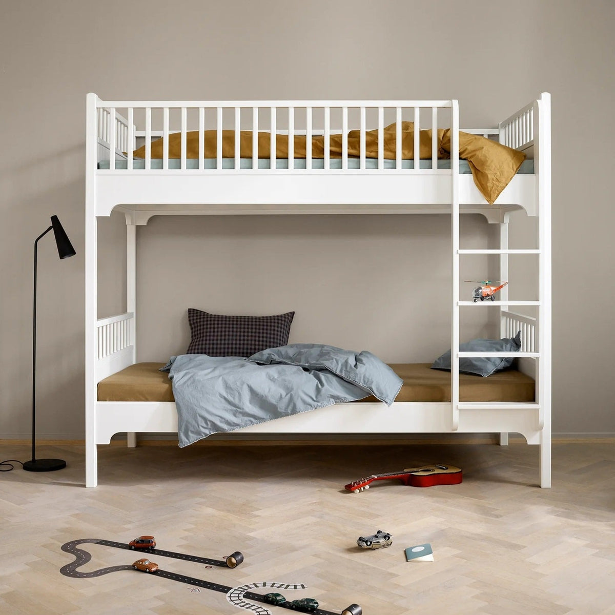 Seaside Classic Bunk Bed Vertical Ladder