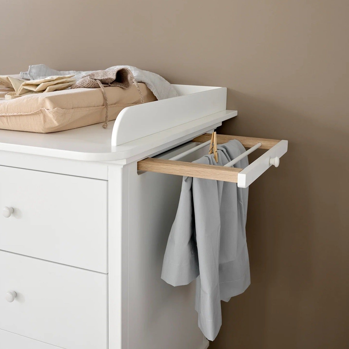 Oliver Furniture Seaside Dresser - 6 Drawers